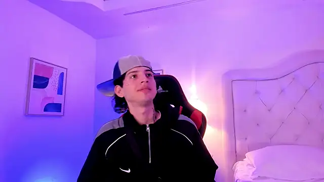 sett and gwen online show from March 3, 5:09 am