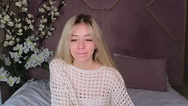 STELLA RICH online show from March 2, 9:22 pm