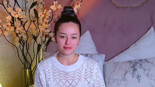 STELLA RICH online show from October 1, 8:59 pm