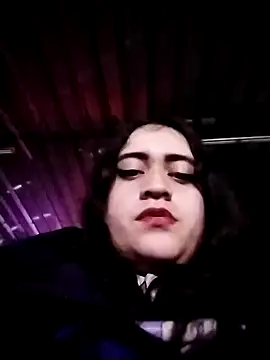 Yaz Moon online show from February 1, 4:11 pm