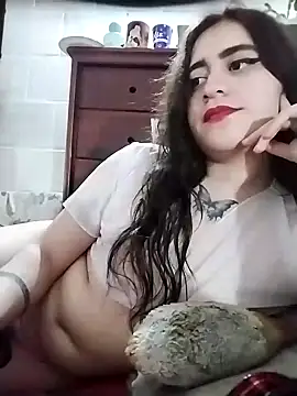 Yaz Moon online show from February 6, 3:48 am