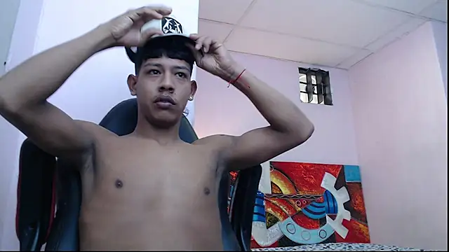 mr stiven  online show from January 17, 6:15 am