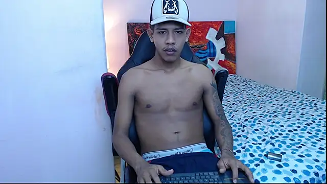 mr stiven  online show from January 18, 7:38 am