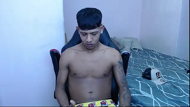 mr stiven  online show from January 28, 6:16 am