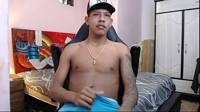 mr stiven  online show from February 5, 5:52 am