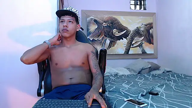 mr stiven  online show from March 6, 6:41 am