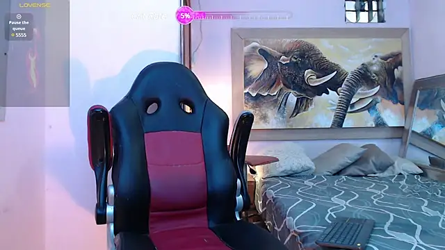 mr stiven  online show from March 14, 9:03 am