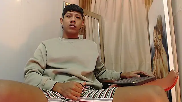 mr stiven  online show from September 20, 2:45 am