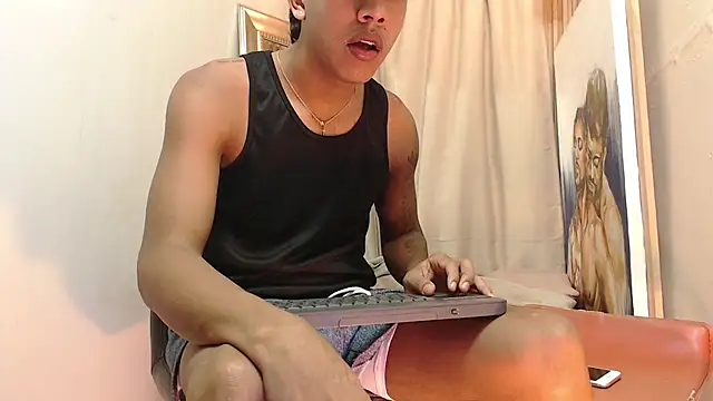 mr stiven  online show from October 15, 2:33 am