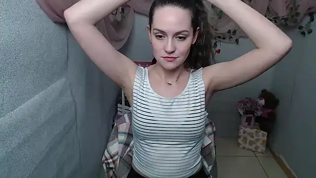 Lina Star S online show from December 24, 10:01 am