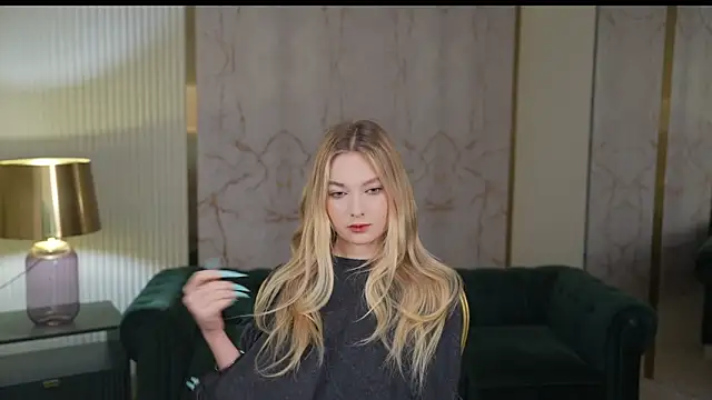 Ewa Pearl online show from March 22, 7:36 am