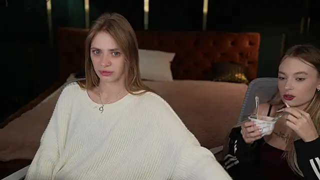 Ewa Pearl online show from September 16, 6:58 am