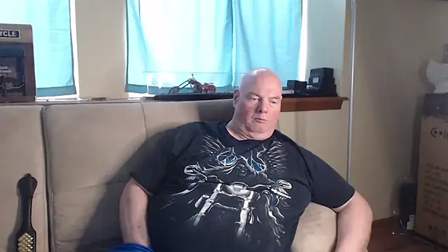 Snapshot of harley99574 chatting on November 27, 2:41 pm harley99574 online show from November 27, 2:41 pm