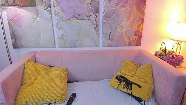 RachelPirce online show from January 28, 12:00 pm