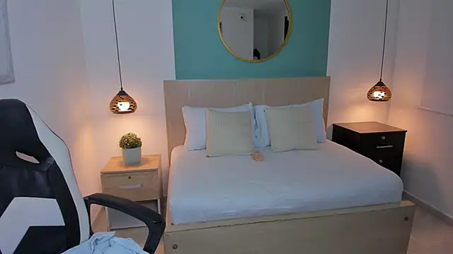 linda rios  online show from January 2, 10:11 pm