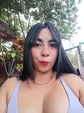 Snapshot of KathaDanger chatting on September 19, 9:59 pm KathaDanger online show from September 19, 9:59 pm