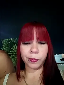 Snapshot of KathaDanger chatting on November 25, 1:49 am KathaDanger online show from November 25, 1:49 am