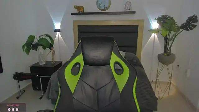 catleya 0 online show from February 8, 3:30 am