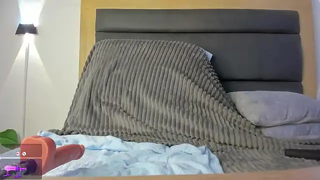 catleya 0 online show from February 9, 4:04 am