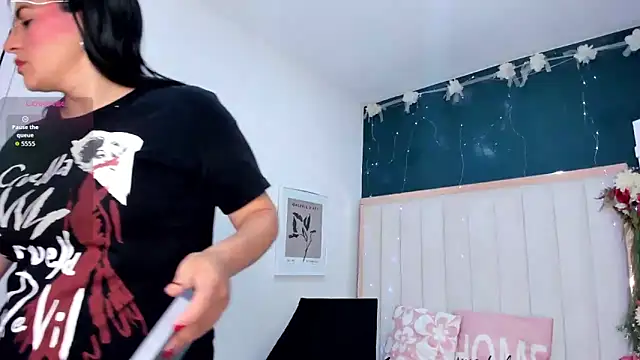 africa holmes online show from November 23, 2:11 am