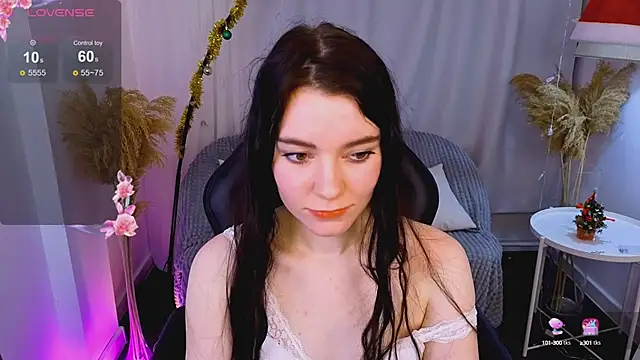 Lana  Cute  online show from December 27, 3:26 pm