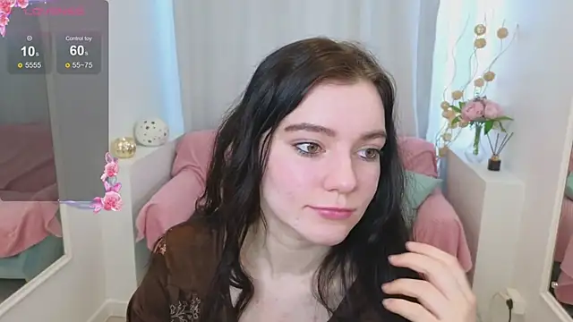 Lana  Cute  online show from February 21, 11:01 am