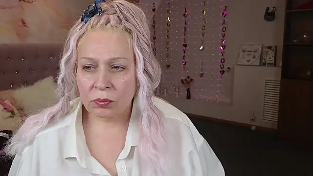 Penelope Pinky online show from February 27, 2:54 pm