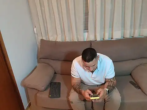 Geishastudios online show from October 30, 9:26 pm