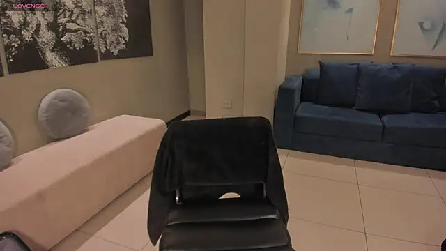 FernandaX1 online show from September 18, 11:23 am