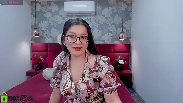 ZarifaBev online show from December 15, 8:58 pm