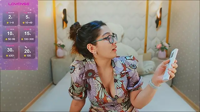 ZarifaBev online show from December 21, 10:40 pm