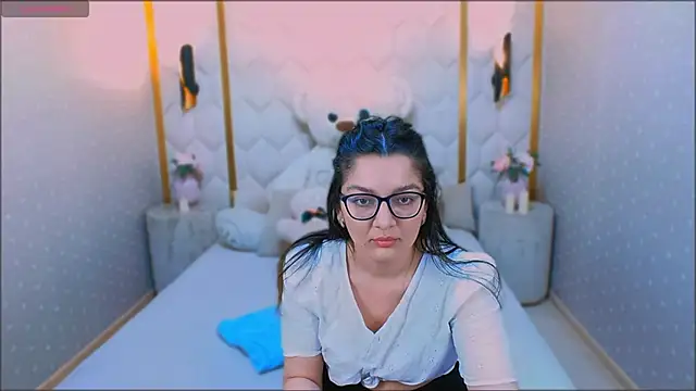 ZarifaBev online show from January 7, 4:16 pm