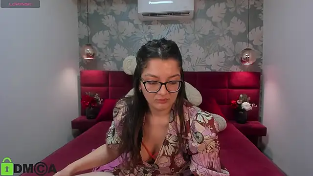 ZarifaBev online show from January 11, 1:27 am