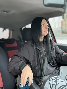 JulliaVegas online show from March 3, 2:04 am