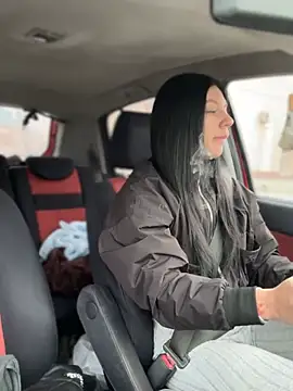 JulliaVegas online show from March 23, 1:31 am