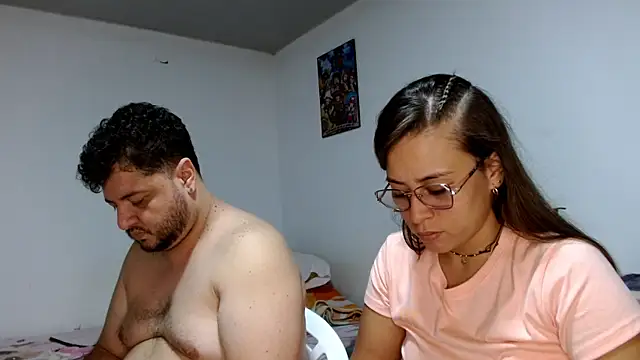 Snapshot of Paloma_Desire chatting on March 4, 8:05 pm Paloma Desire online show from March 4, 8:05 pm