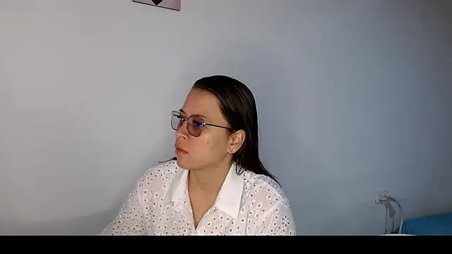 Snapshot of Paloma_Desire chatting on November 7, 1:00 pm Paloma Desire online show from November 7, 1:00 pm