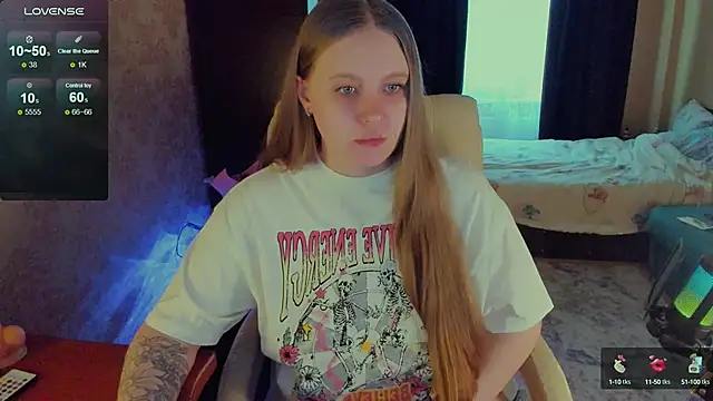 Alice Dreamgirl  online show from February 27, 1:07 pm