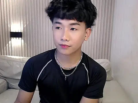 dangerzone0122 online show from September 20, 5:14 pm