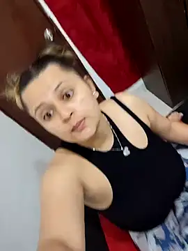 Miss balloonsmila online show from December 30, 9:29 pm