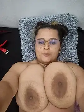 Miss balloonsmila online show from January 14, 3:32 am