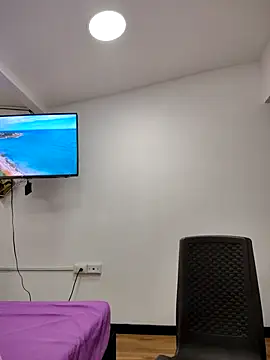 Miss balloonsmila online show from October 8, 4:59 pm