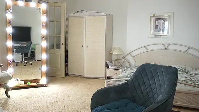 moonlight4u online show from September 14, 4:55 am