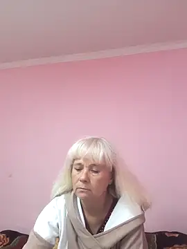 sakura blonde online show from September 25, 6:44 pm