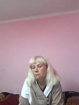 sakura blonde online show from September 26, 6:50 am