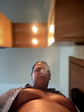 SecretlyDD online show from November 21, 8:24 am