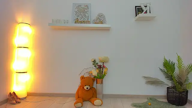 Julya Anna online show from February 23, 7:33 am