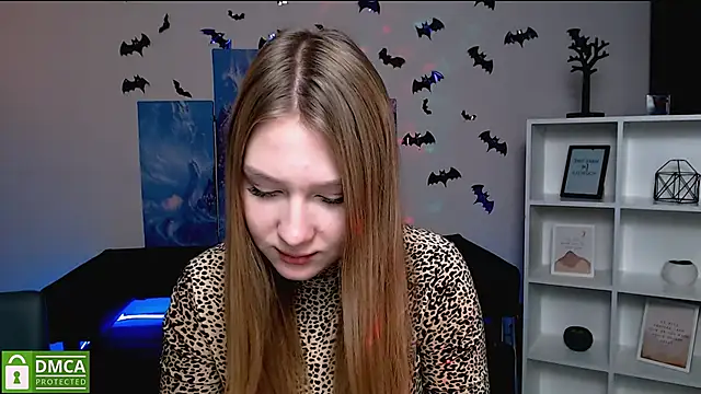 Snapshot of playful_sophie chatting on January 3, 2:19 pm playful sophie online show from January 3, 2:19 pm