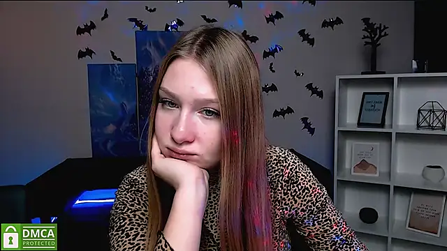 Snapshot of playful_sophie chatting on January 3, 5:31 pm playful sophie online show from January 3, 5:31 pm