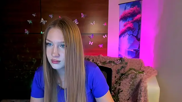 Snapshot of playful_sophie chatting on January 14, 12:54 am playful sophie online show from January 14, 12:54 am